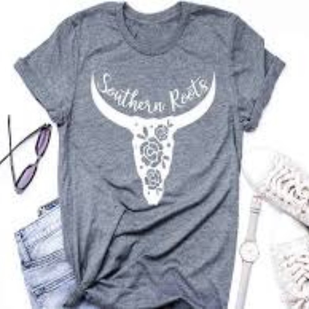 Women's graphic tees